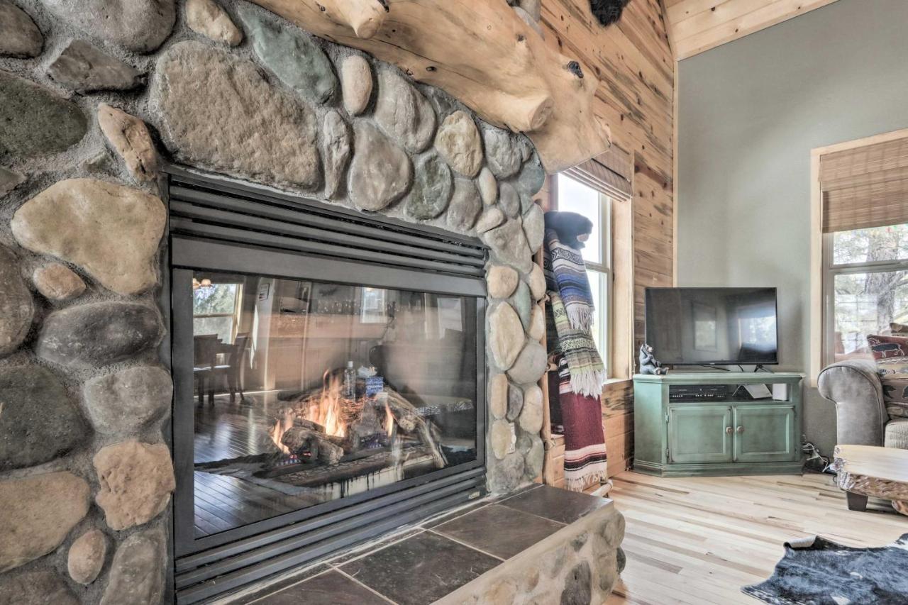 Cozy Heber-Overgaard Cabin With Fire Pit, Game Room! Exterior foto