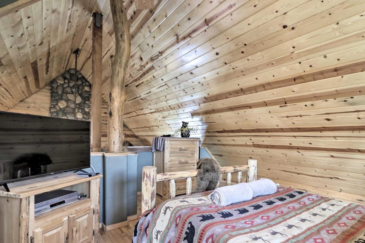 Cozy Heber-Overgaard Cabin With Fire Pit, Game Room! Exterior foto