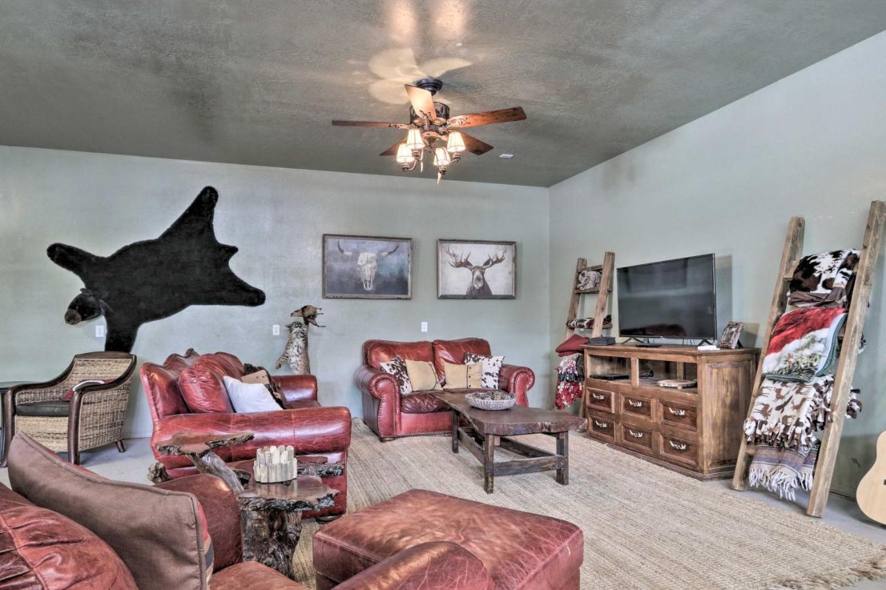 Cozy Heber-Overgaard Cabin With Fire Pit, Game Room! Exterior foto